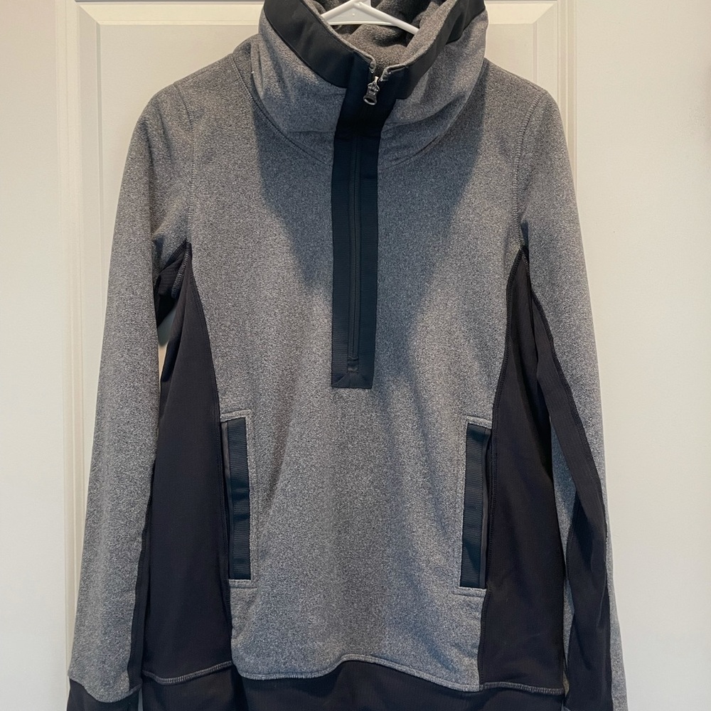 Lululemon Pullover